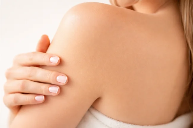 Bio-Oil Skincare Oil results shown on smooth, even-toned skin, highlighting improved texture and a healthy-looking appearance